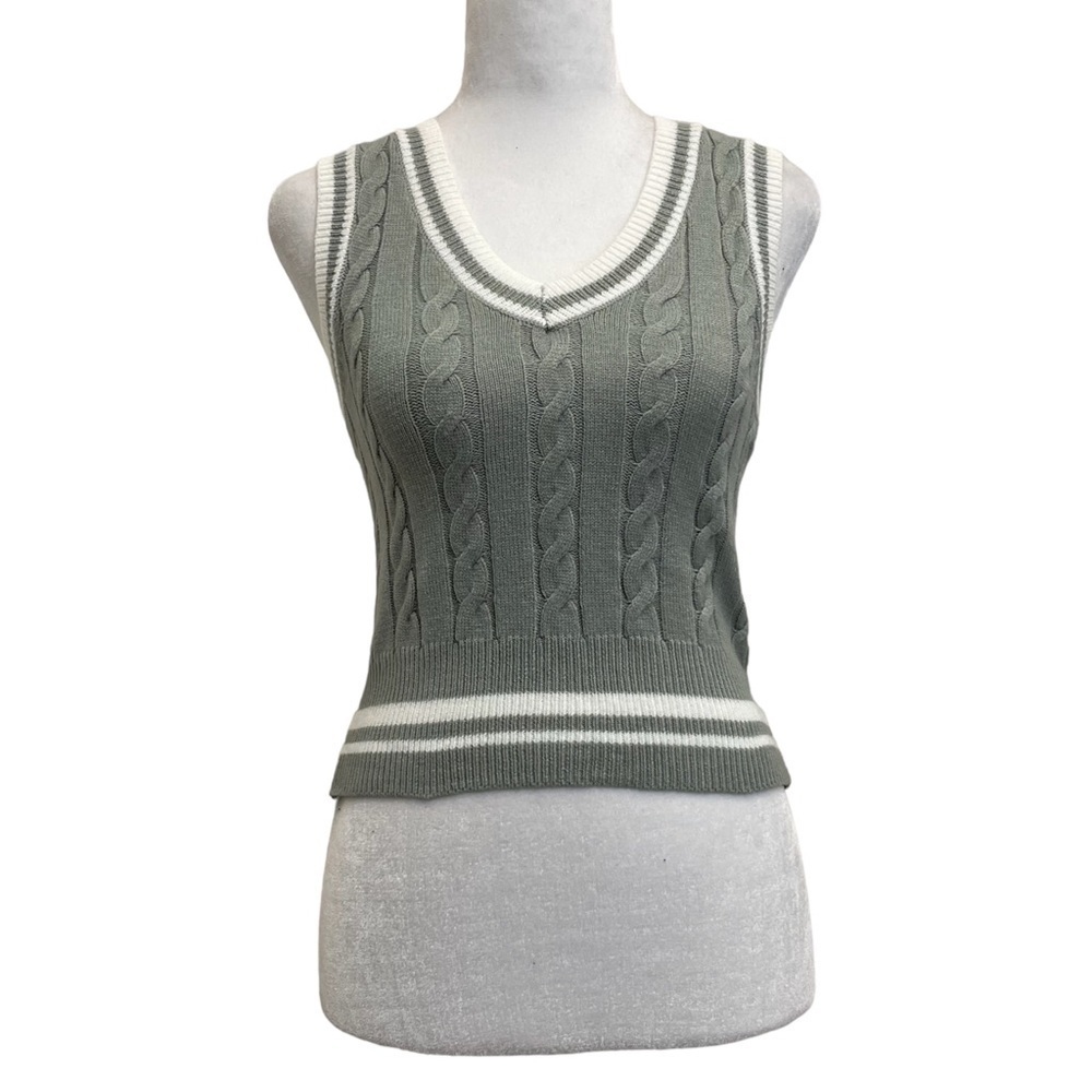 Moon & Madison Green Cropped Cable Knit Preppy Sweater Vest